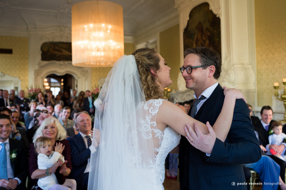 trouwceremonie bruidspaar Kasteel de Hooge Vuursche Baarn