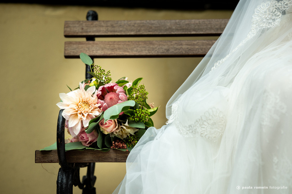 bruidspaar, trouwen, fotograaf, trouwfotograaf, Amsterdam, bruid, bruidegom, Hortus Botanicus , trouwceremonie, trouwboeket
