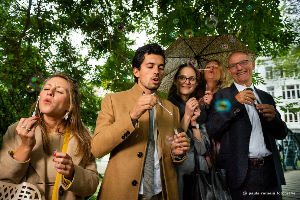 bruidspaar, trouwen, fotograaf, trouwfotograaf, Amsterdam, bruid, bruidegom, Hortus Botanicus, trouwreceptie