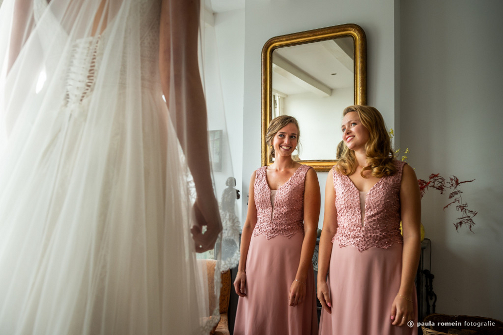bruidspaar, trouwen, fotograaf, trouwfotograaf, Amsterdam, bruid, bruidegom, aankleding